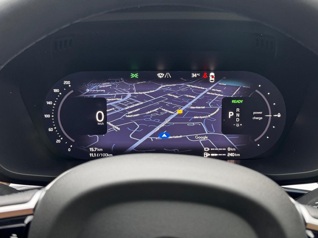 Volvo  XC60 Ultra, T8 AWD Plug-in hybrid, Electric/Petrol, Dark