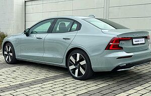 Volvo  S60 Recharge Plus, T8 AWD Plug-in hybrid, Electric/Petrol, Dark