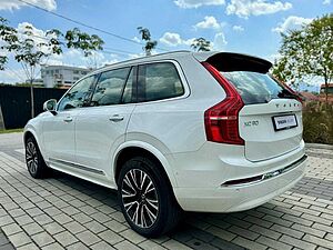 Volvo  XC90 Recharge Ultimate, T8 AWD Plug-in hybrid, Electric/Petrol, Bright, 7 Seats