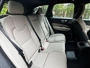 Volvo  XC60 Ultra, T8 AWD Plug-in hybrid, Electric/Petrol, Dark