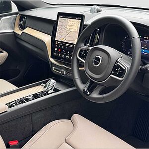Volvo  XC60 Ultra, T8 AWD Plug-in hybrid, Electric/Petrol, Dark