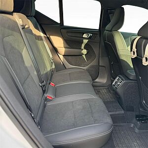 Volvo  XC40 Plus, B5 AWD Mild hybrid, Petrol, Dark