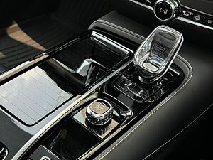 Volvo  S60 Recharge Plus, T8 AWD Plug-in hybrid, Electric/Petrol, Dark