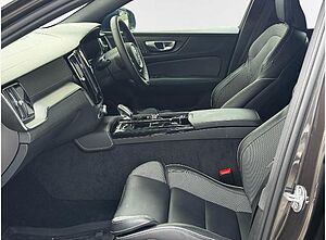 Volvo  S60 Recharge Plus, T8 AWD Plug-in hybrid, Electric/Petrol, Dark