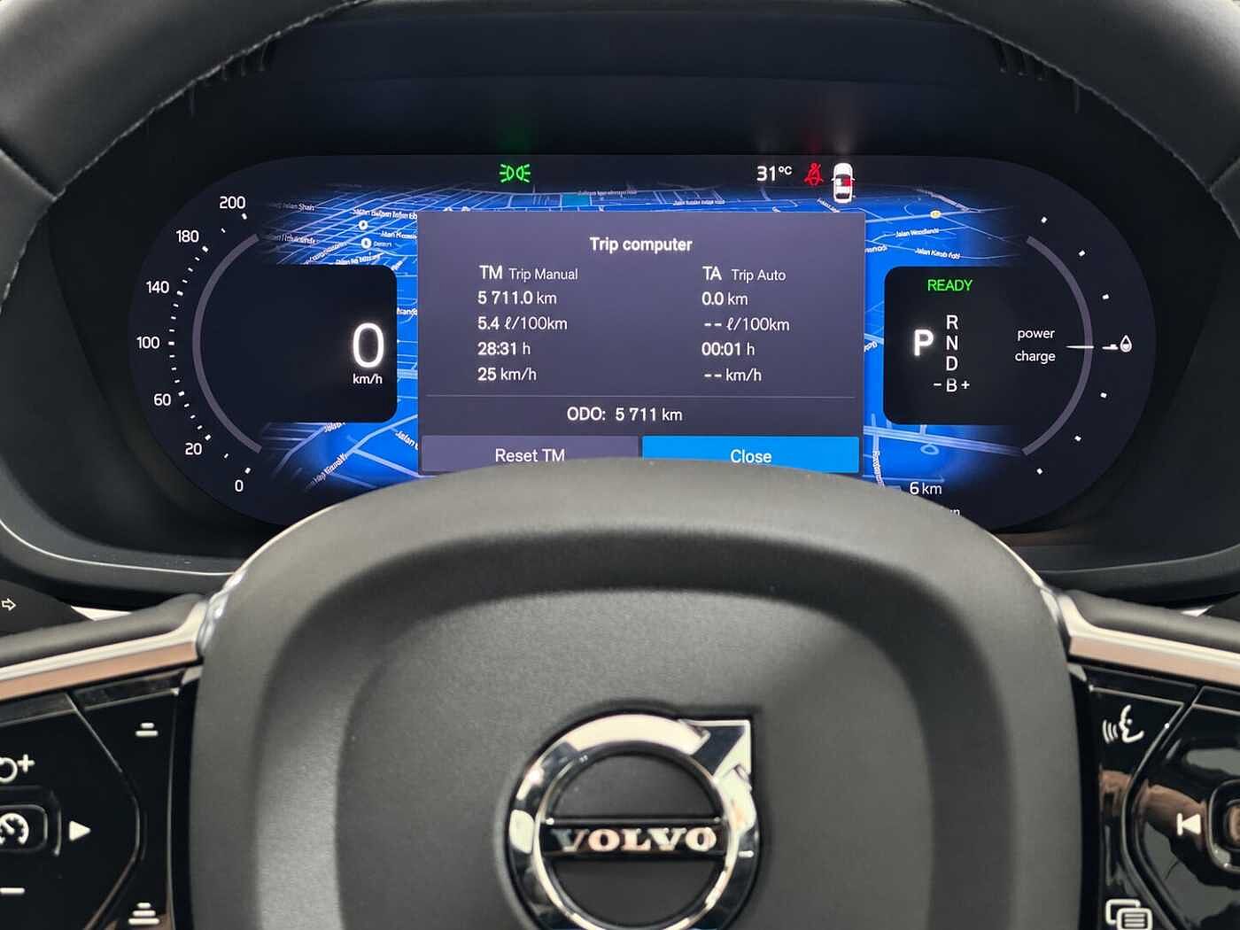Volvo XC60 Ultra, T8 AWD Plug-in hybrid, Electric/Petrol, Dark