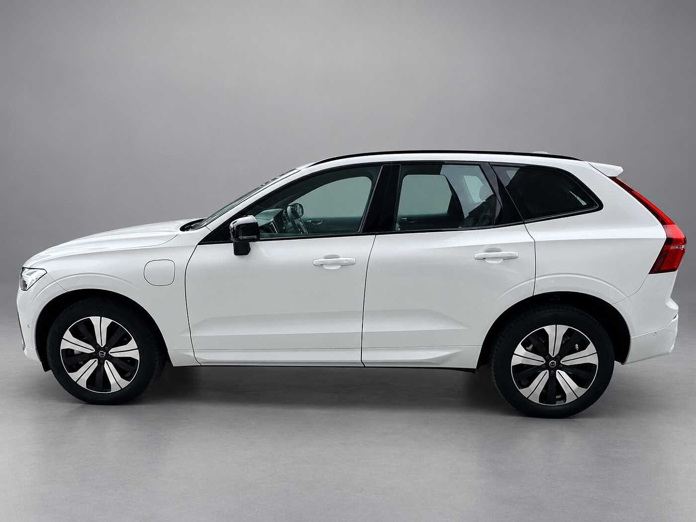 Volvo XC60 Ultra, T8 AWD Plug-in hybrid, Electric/Petrol, Dark