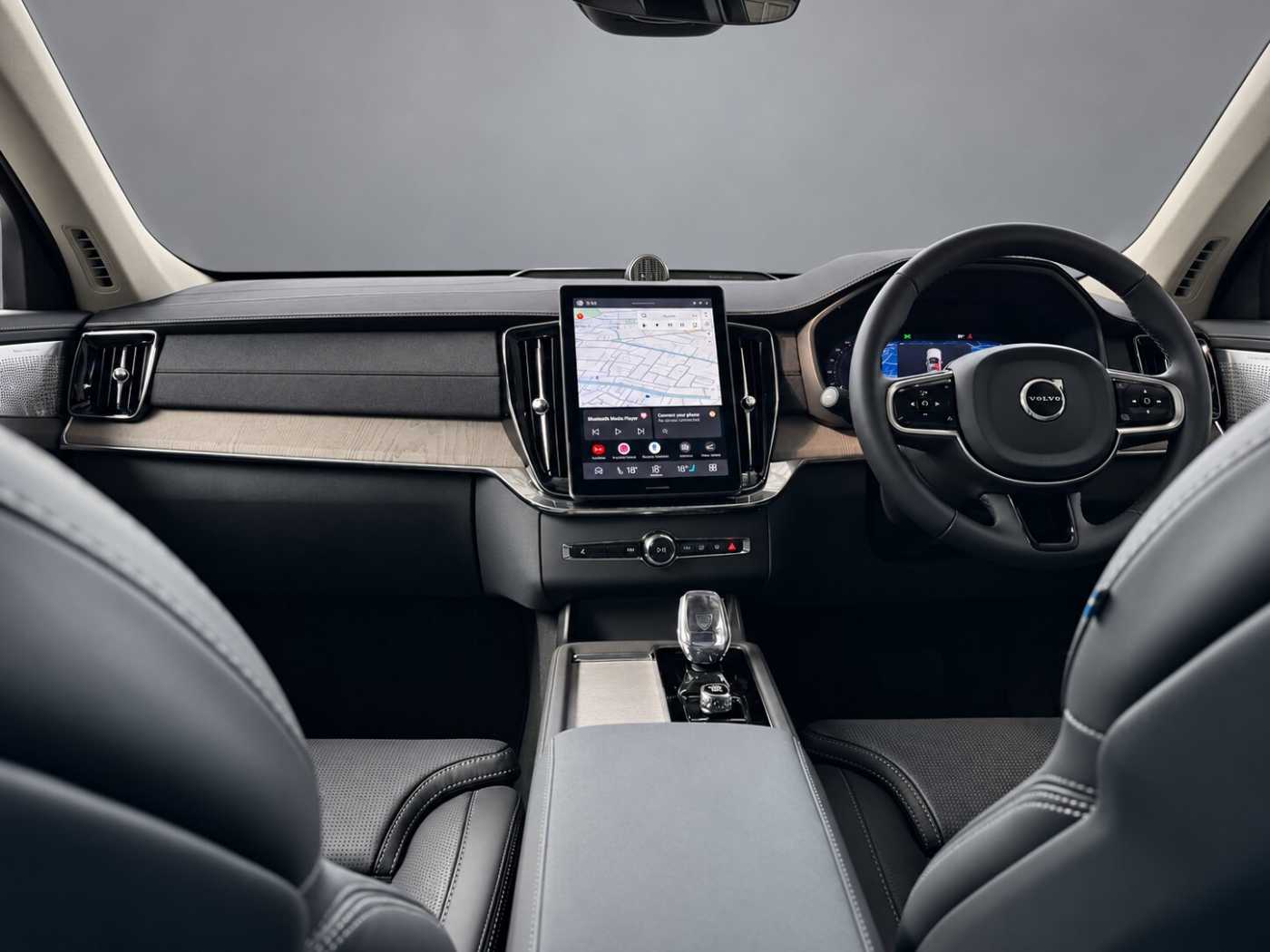 Volvo XC90 Ultra, T8 AWD Plug-in hybrid, Electric/Petrol, Bright, 7 Seats