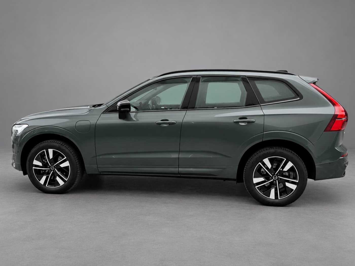 Volvo XC60 Ultra, T8 AWD Plug-in hybrid, Electric/Petrol, Dark