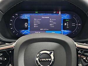 Volvo XC60 Ultra, T8 AWD Plug-in hybrid, Electric/Petrol, Dark