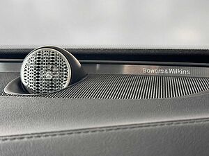 Volvo XC90 Ultra, T8 AWD Plug-in hybrid, Electric/Petrol, Bright, 7 Seats