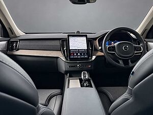 Volvo XC90 Ultra, T8 AWD Plug-in hybrid, Electric/Petrol, Bright, 7 Seats