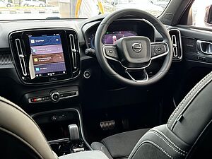 Volvo  XC40 Ultimate, B5 , Petrol, Dark