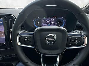 Volvo  XC40 Ultimate, B5 , Petrol, Dark