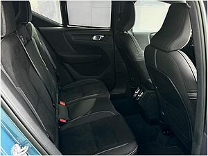 Volvo  XC40 Ultimate, B5 , Petrol, Dark